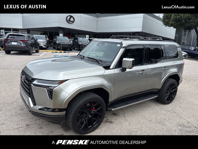 2024 Lexus GX - Image 1