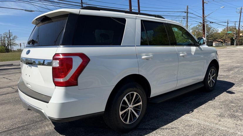 2021 Ford Expedition - Image 3