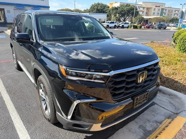 2025 Honda Pilot - Image 3