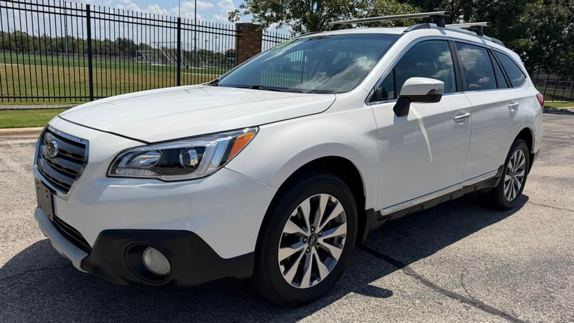 2017 Subaru Outback - Image 1