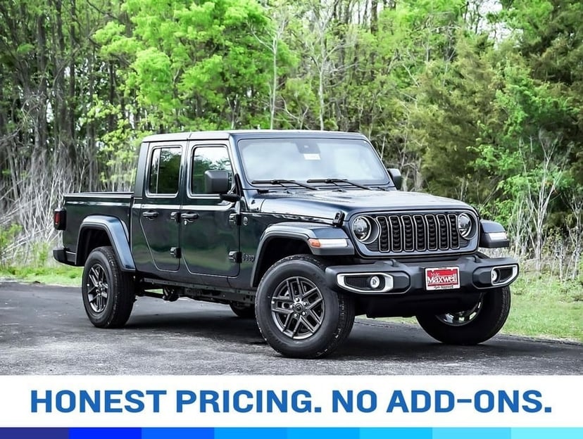 2025 Jeep Gladiator - Image 2
