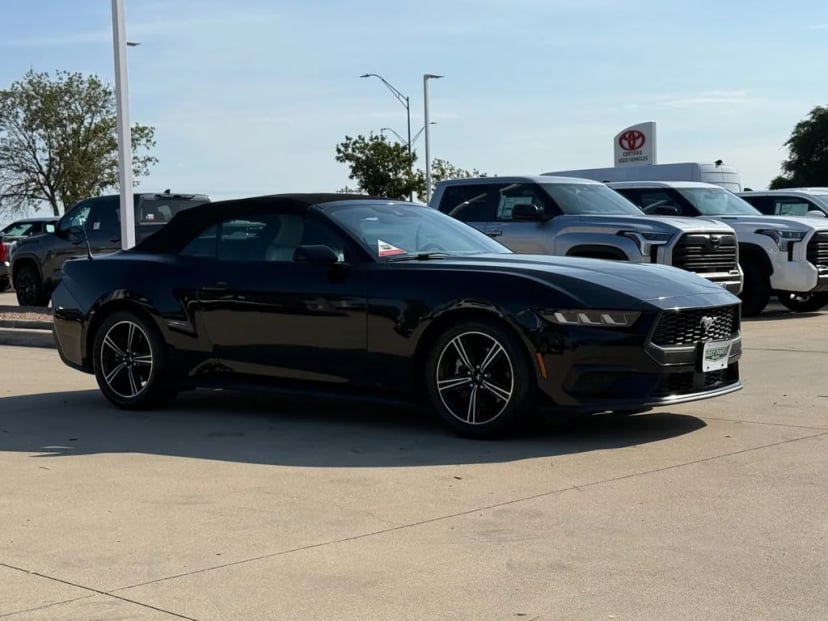 2024 Ford Mustang - Image 1