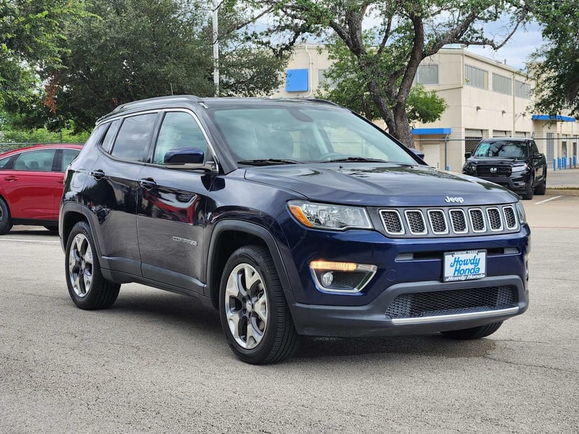 2019 Jeep Compass - Image 2