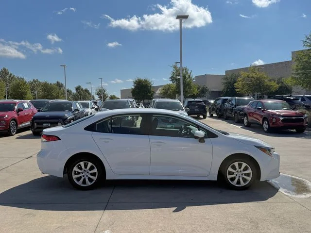 2025 Toyota Corolla - Image 3