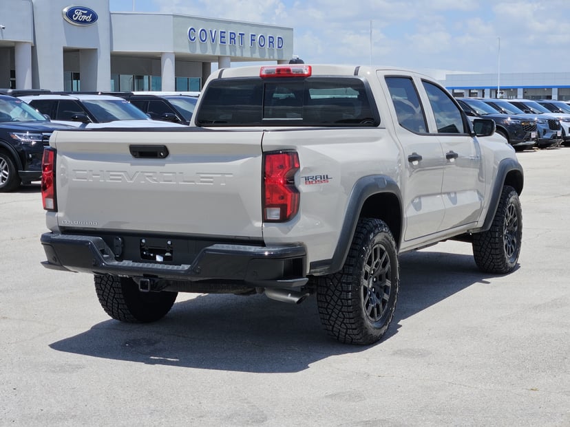 2026 Chevrolet Colorado - Image 3