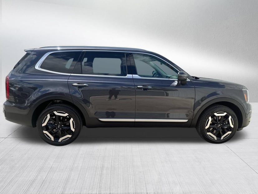 2025 Kia Telluride - Image 3