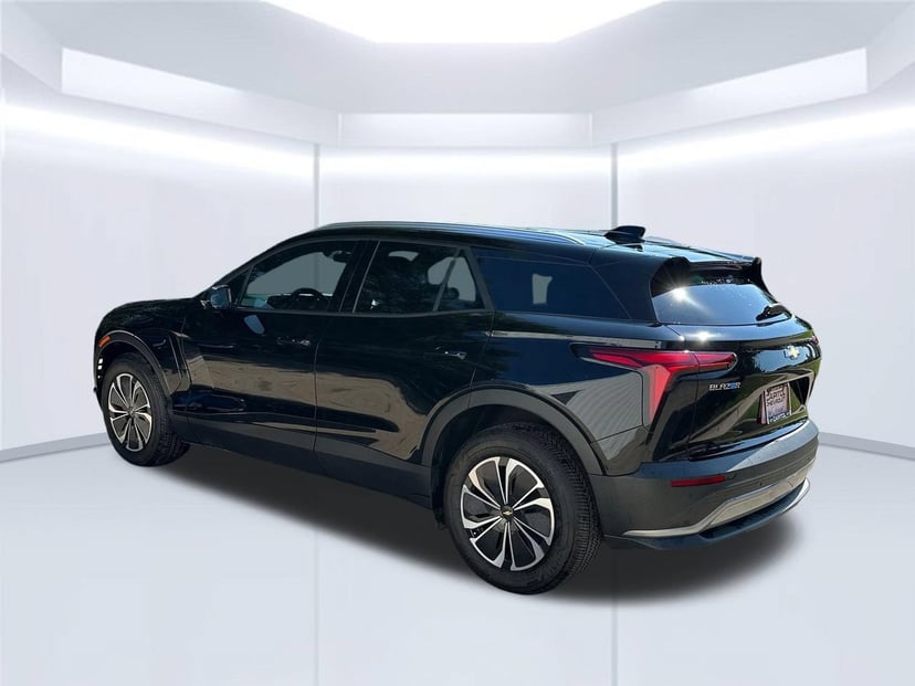 2026 Chevrolet Blazer EV - Image 2