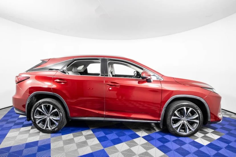 2022 Lexus RX - Image 2