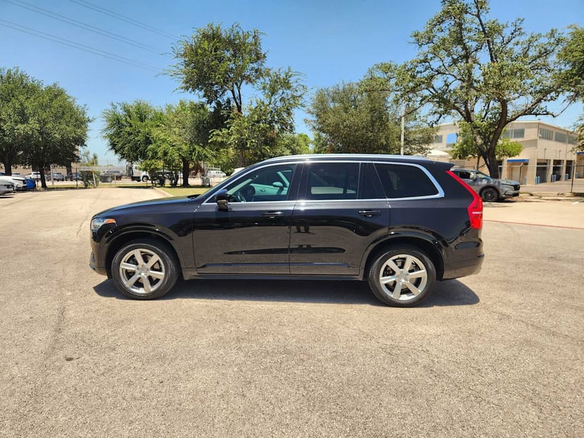 2020 Volvo XC90 - Image 2