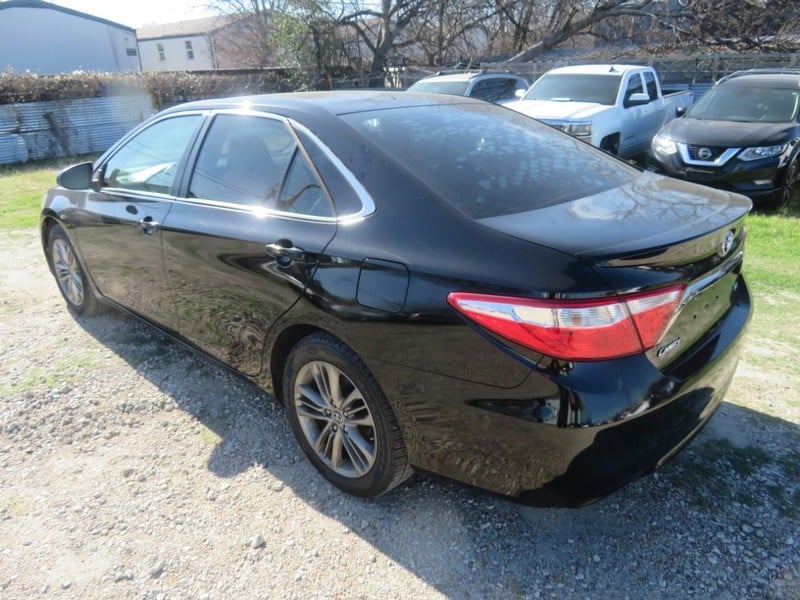 2015 Toyota Camry - Image 3