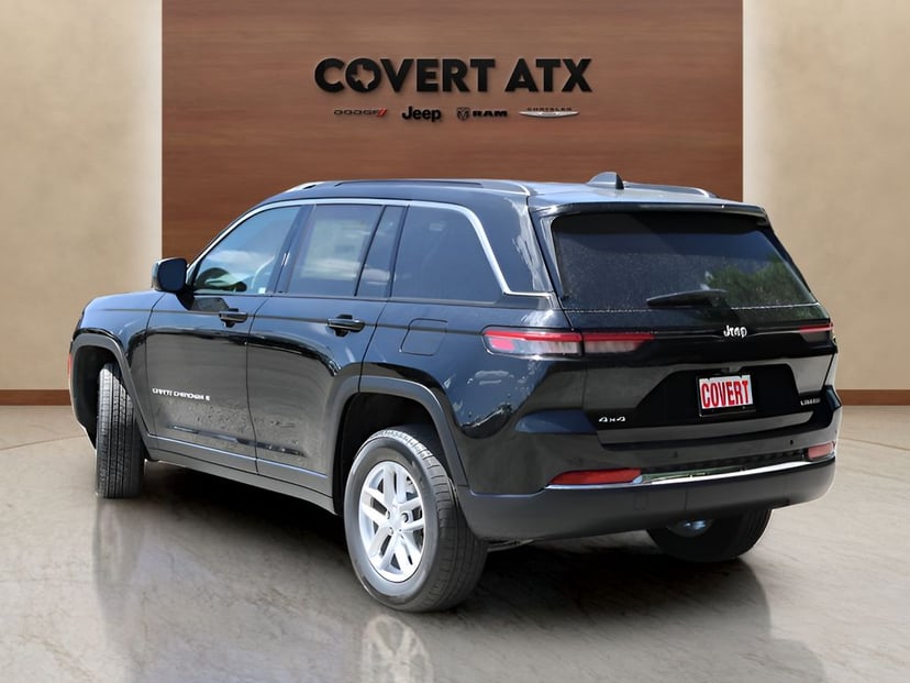 2026 Jeep Grand Cherokee - Image 3