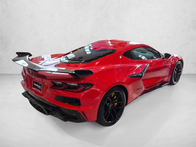 2026 Chevrolet Corvette - Image 2