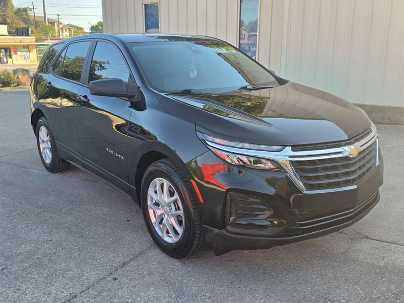 2022 Chevrolet Equinox - Image 1