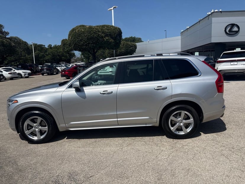 2017 Volvo XC90 - Image 2