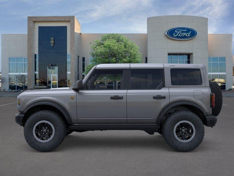 2026 Ford Bronco - Image 2