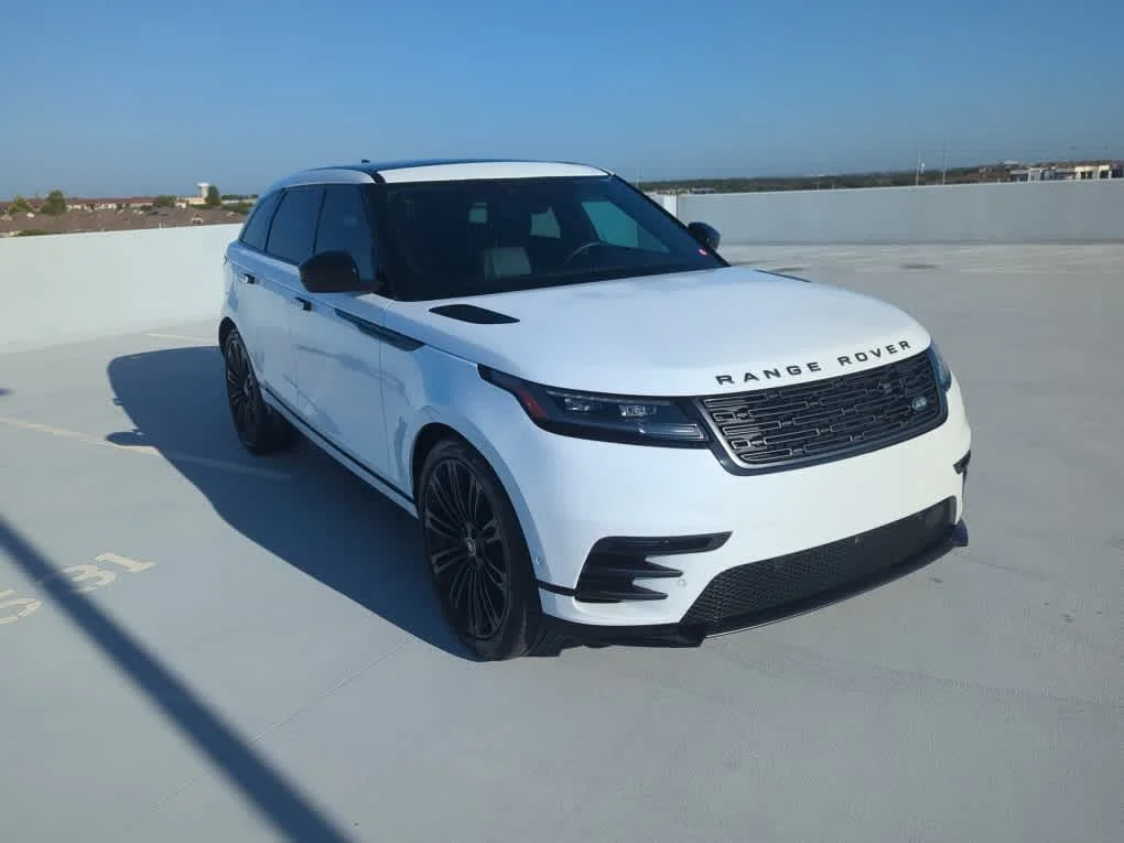 2026 Land Rover Range Rover Velar - Image 1