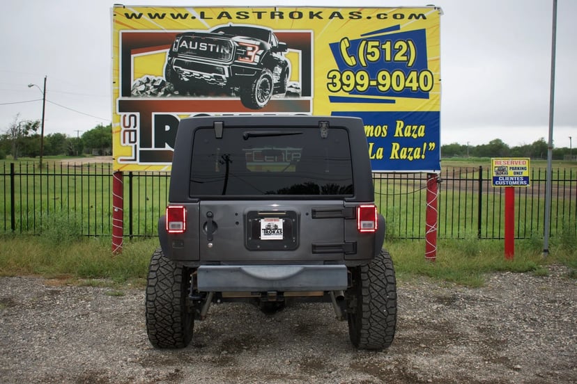 2017 Jeep Wrangler Unlimited - Image 3
