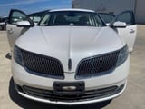 2014 Lincoln MKS - Preview 5