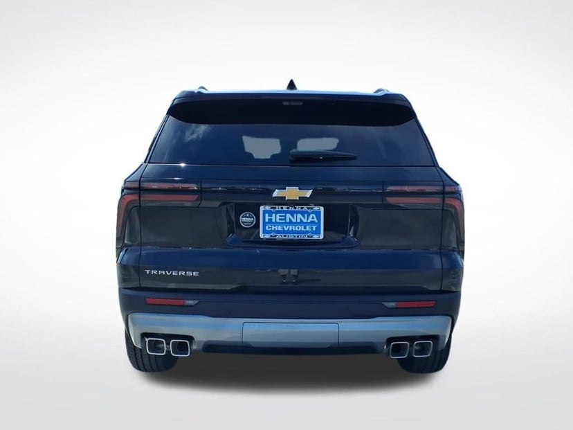 2026 Chevrolet Traverse - Image 3
