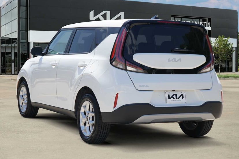 2024 Kia Soul - Image 3