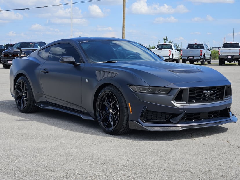 2025 Ford Mustang - Image 2