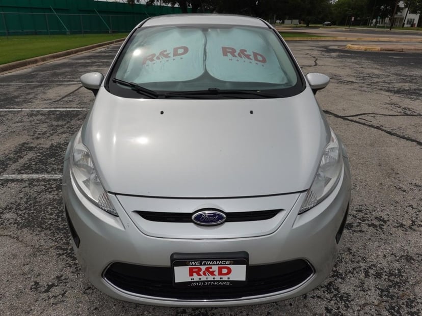 2011 Ford Fiesta - Image 3
