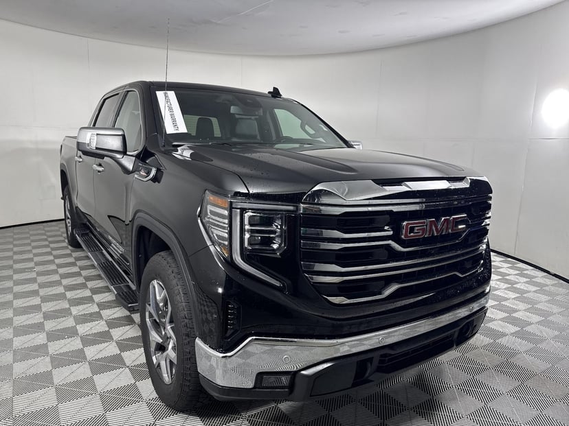2024 GMC Sierra - Image 3