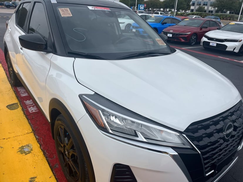 2024 Nissan Kicks - Image 1