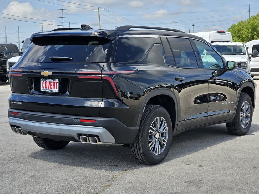 2026 Chevrolet Traverse - Image 3