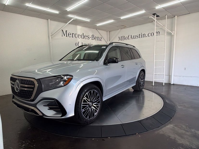 2027 Mercedes-Benz GLS - Image 1