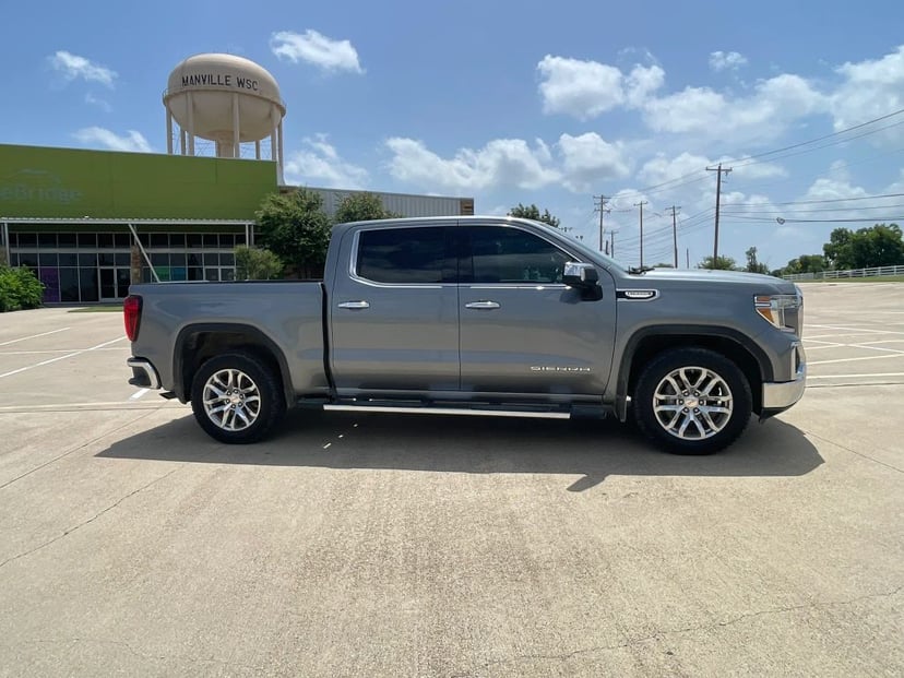 2020 GMC Sierra 1500 Crew Cab - Image 2