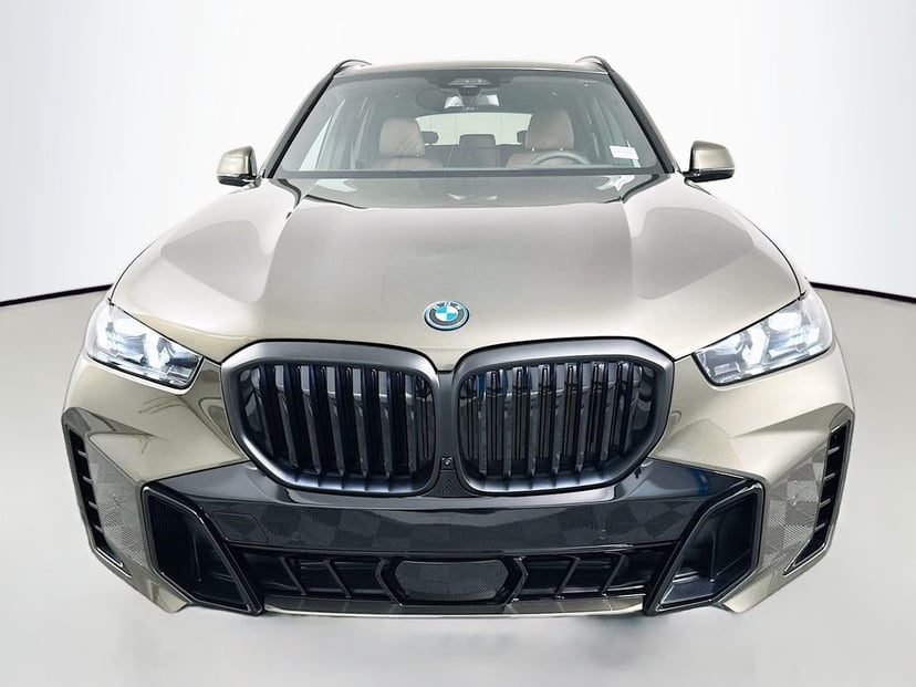 2026 BMW X5 - Image 2