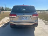 2017 Kia Sorento - Preview 5