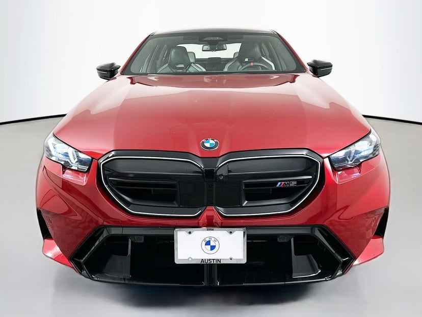 2026 BMW M5 - Image 2