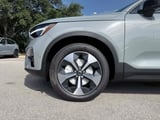 2026 Volvo XC40 - Preview 9