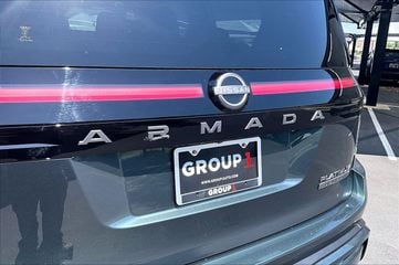 2026 Nissan Armada - Image 3