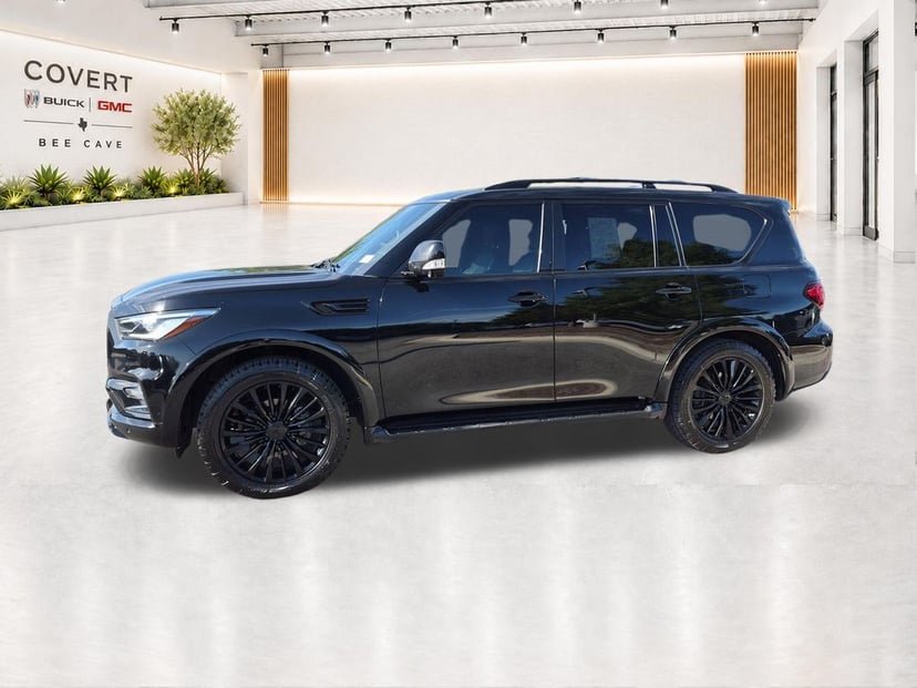 2023 INFINITI QX80 - Image 2