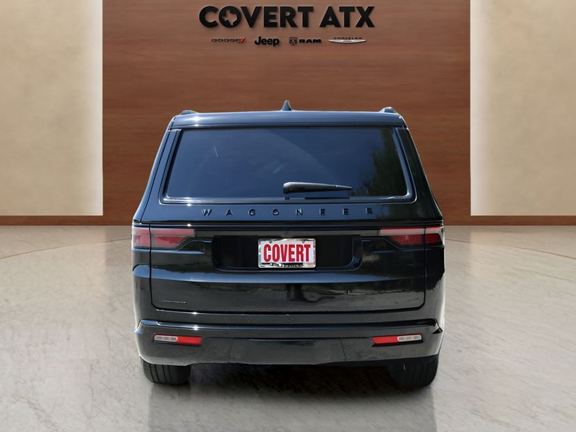 2023 Jeep Wagoneer - Image 3