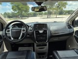 2015 Chrysler Town & Country - Preview 12