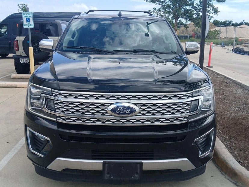 2021 Ford Expedition - Image 2