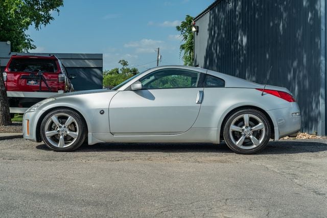 2008 Nissan 350Z - Image 1
