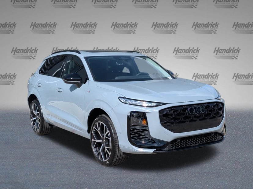 2026 Audi Q3 - Image 1