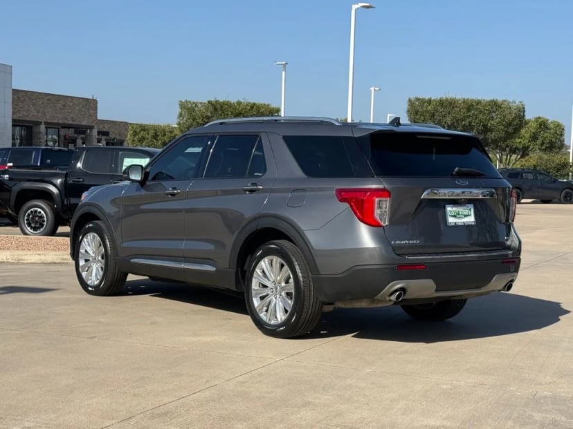 2023 Ford Explorer - Image 3