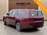 2025 Jeep Wagoneer L - Preview 3