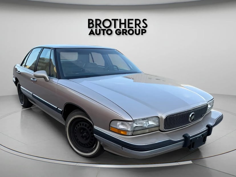 1993 Buick LeSabre - Image 1