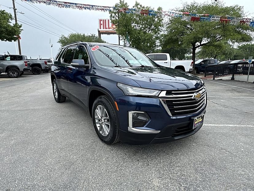 2023 Chevrolet Traverse - Image 1