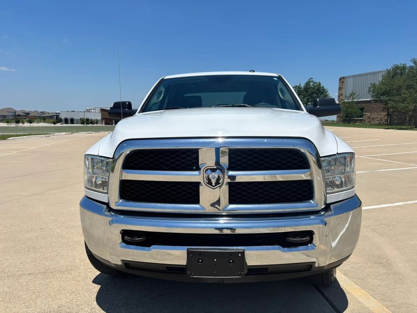 2018 Dodge 2500 - Image 2