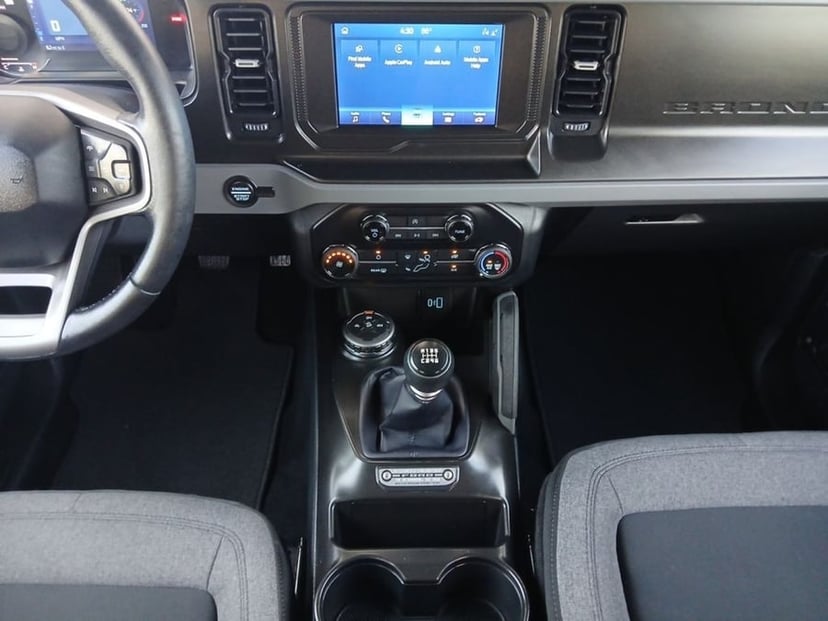 2021 Ford Bronco - Image 3