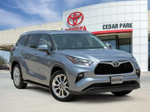 2020 Toyota Highlander - Image 1