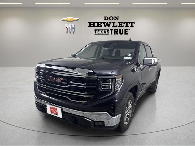 2025 GMC Sierra 1500 - Image 1
